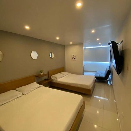 Bogota Rooms Heroes מראה חיצוני תמונה