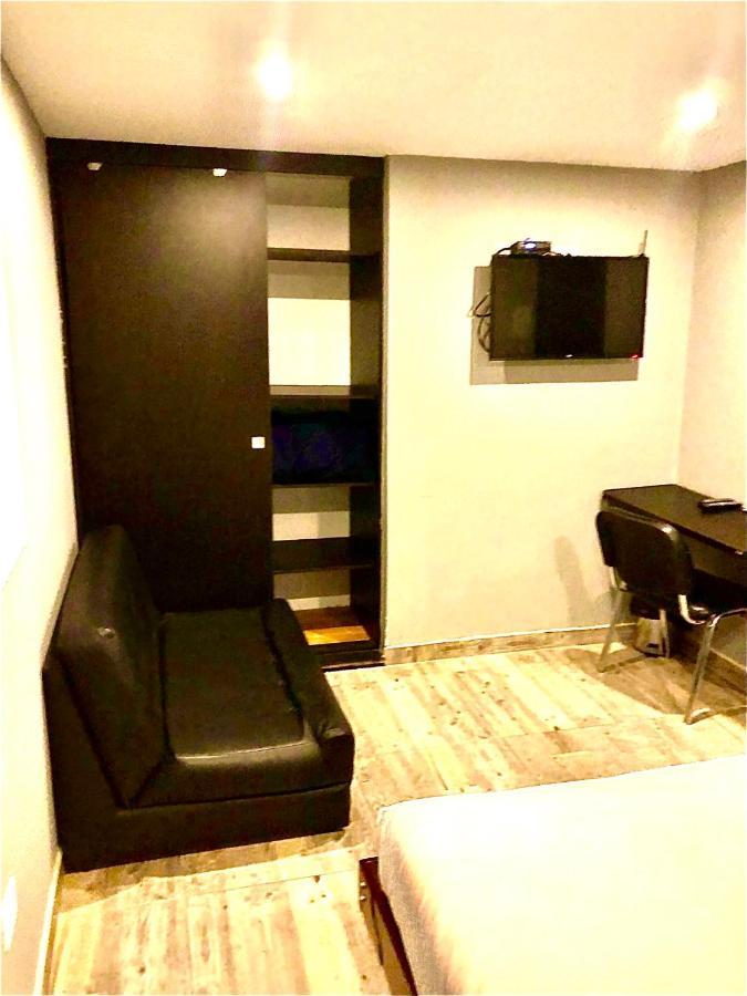 Bogota Rooms Heroes מראה חיצוני תמונה