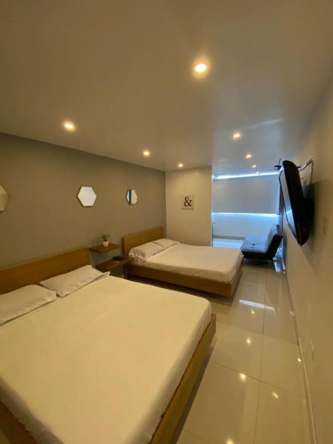 Bogota Rooms Heroes מראה חיצוני תמונה