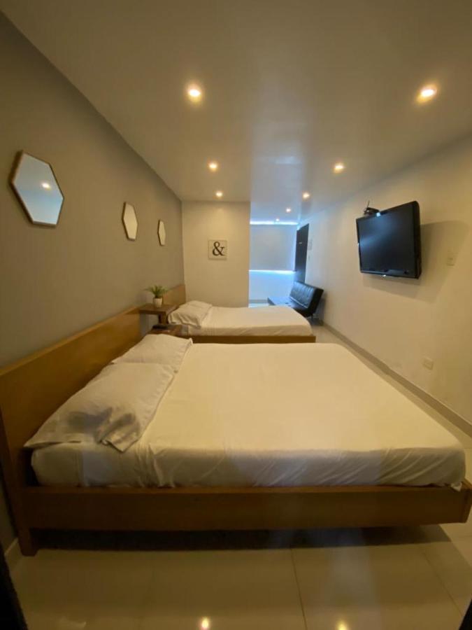 Bogota Rooms Heroes מראה חיצוני תמונה