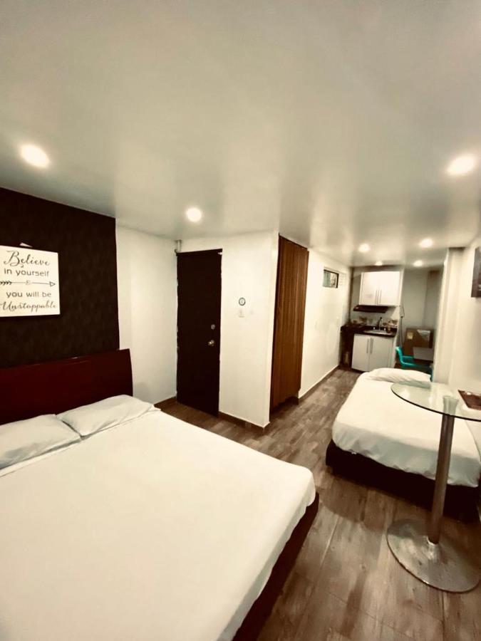 Bogota Rooms Heroes מראה חיצוני תמונה