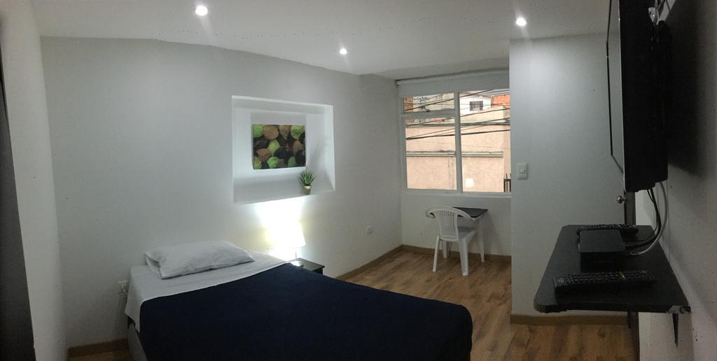 Bogota Rooms Heroes מראה חיצוני תמונה