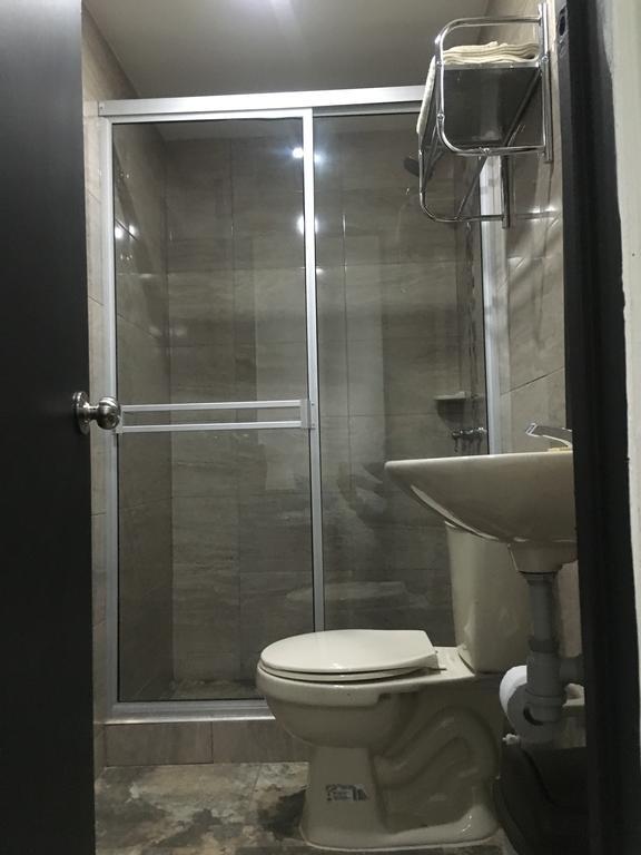 Bogota Rooms Heroes מראה חיצוני תמונה