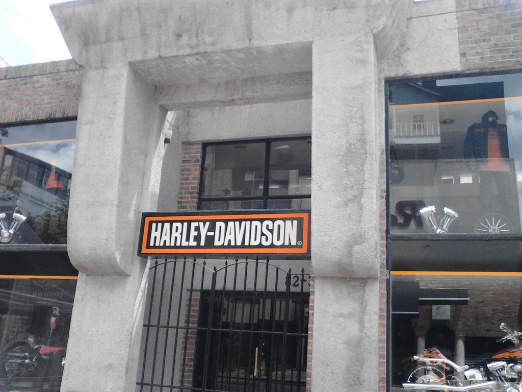 Bogota Rooms Heroes מראה חיצוני תמונה
